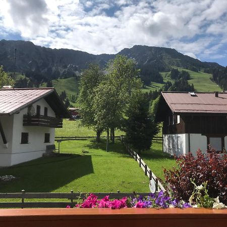 Haus Petra Apartamento Oberjoch Exterior foto