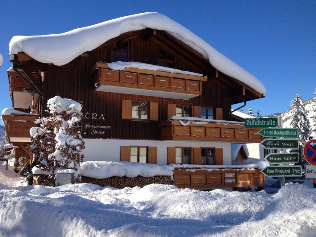 Haus Petra Apartamento Oberjoch Exterior foto